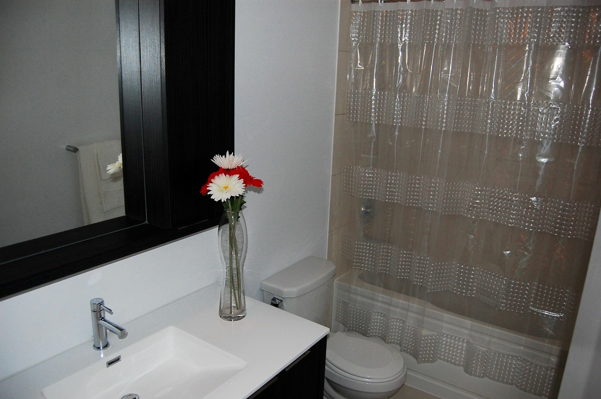 Shops At Don Mills Furnished Apartments โตรอนโต ภายนอก รูปภาพ