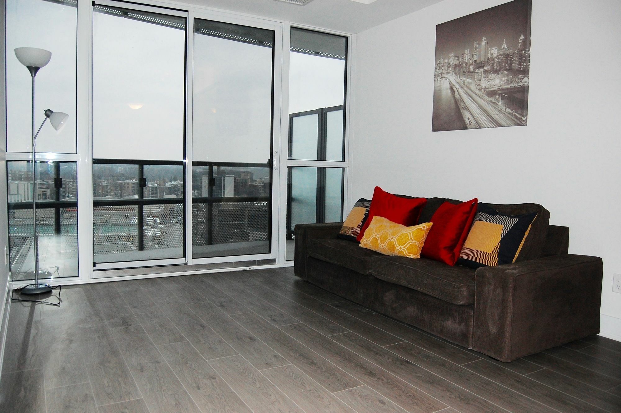Shops At Don Mills Furnished Apartments โตรอนโต ภายนอก รูปภาพ